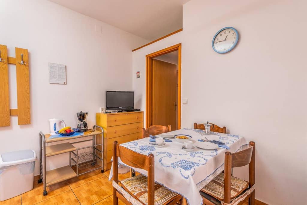 Apartment Mira 3 Klimno Eksteriør bilde