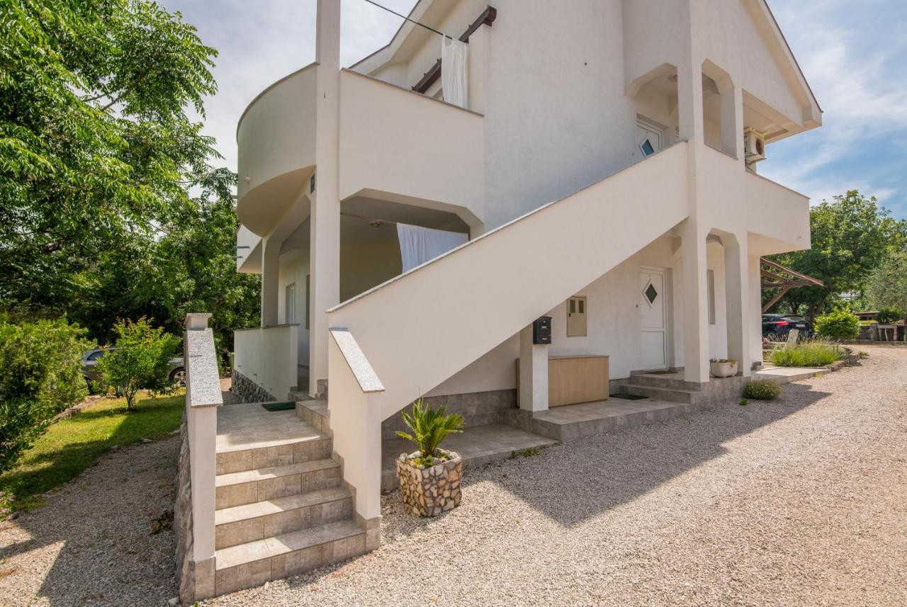 Apartment Mira 3 Klimno Eksteriør bilde